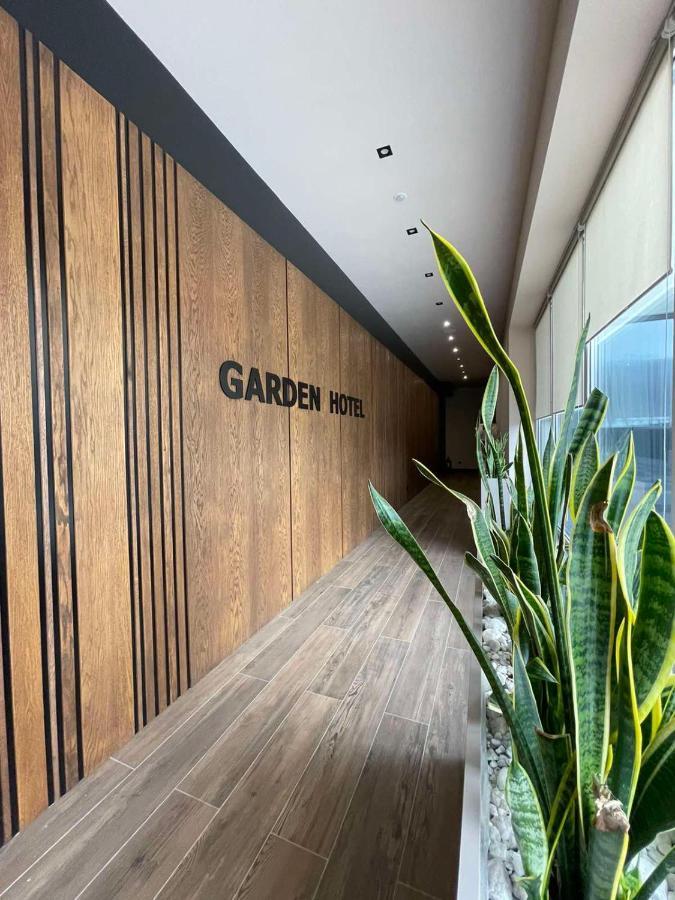 Garden Plaza Hotel Neresnytsya Ngoại thất bức ảnh